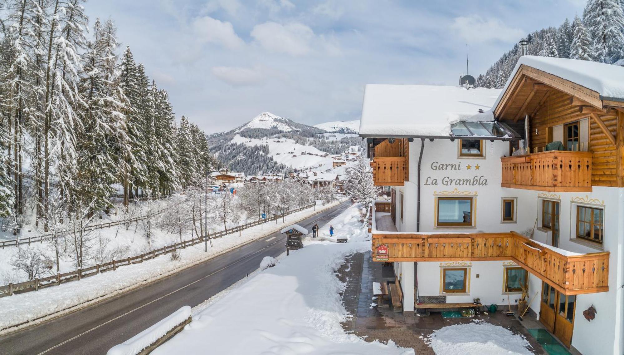 Garni La Grambla Otel Selva di Val Gardena Dış mekan fotoğraf