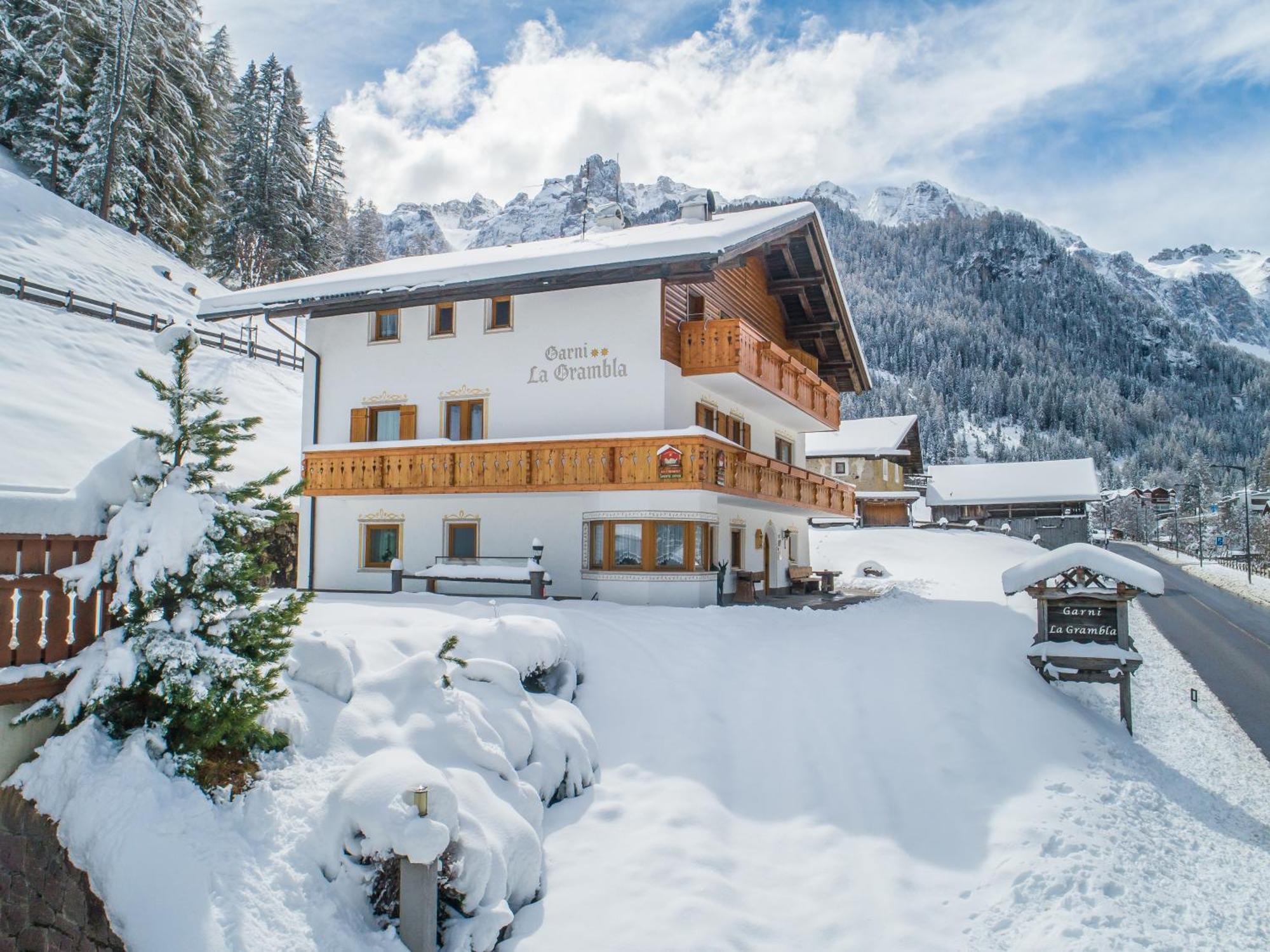 Garni La Grambla Otel Selva di Val Gardena Dış mekan fotoğraf
