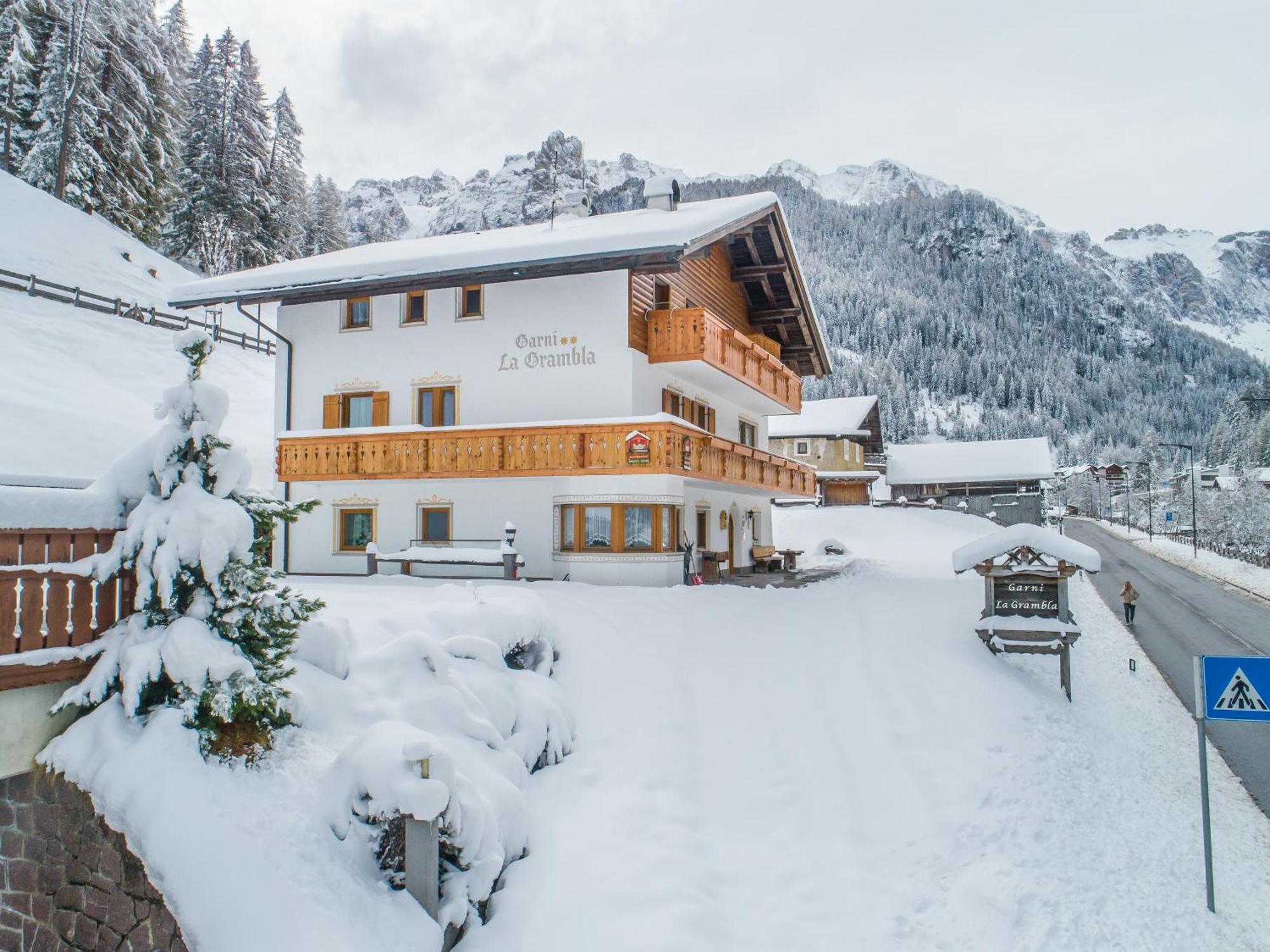 Garni La Grambla Otel Selva di Val Gardena Dış mekan fotoğraf