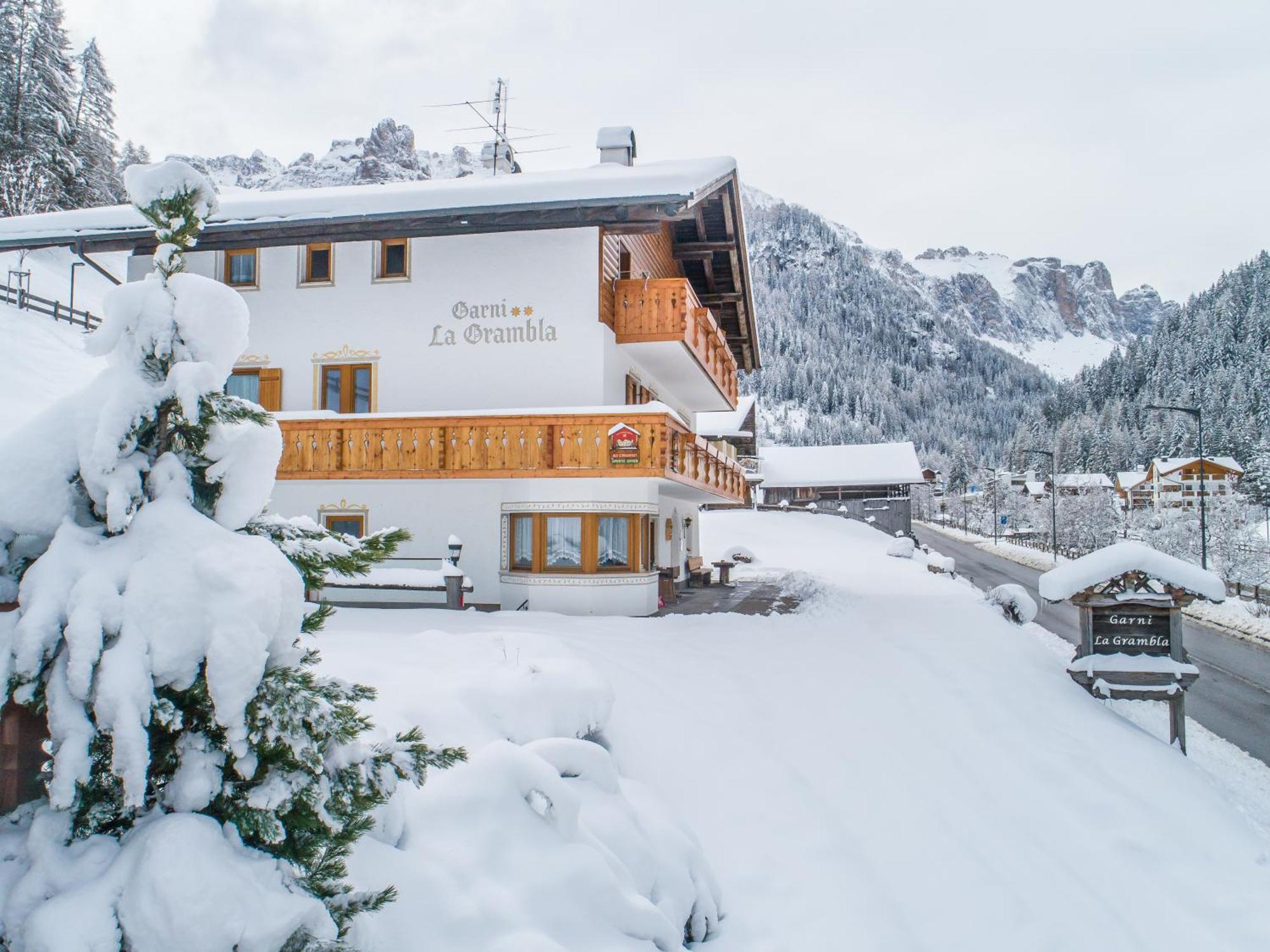 Garni La Grambla Otel Selva di Val Gardena Dış mekan fotoğraf